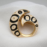 Vintage Art Deco Gold‑Tone Black & Cream Enamel Swirl Brooch – 2"