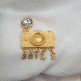 Vintage Gold‑Tone Camera Brooch with “SMILE” Dangle – 1.75" x 2.5" – 1 oz
