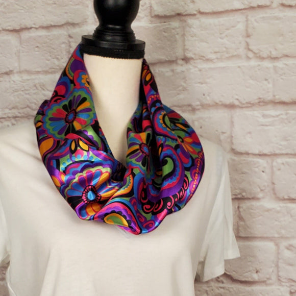 70's Chic Infinity Scarf