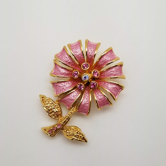 Vintage Pale Pink Daisy Magnetic Brooch/Pin